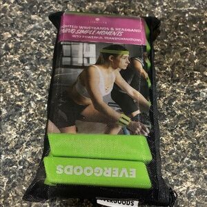 EVERGOODS weighted Wristbands & Headband Set, Green, New